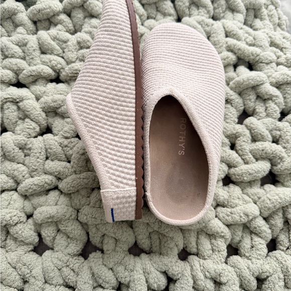 Rothy's Cream Textured Clogs - Picture 3 of 7